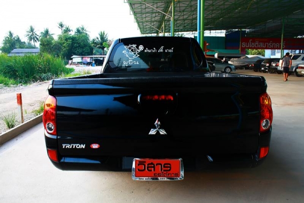 MITSUBISHI TRITON MEGACAB  2.4 MT ปี 2010
