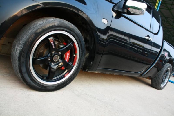 MITSUBISHI TRITON MEGACAB  2.4 MT ปี 2010