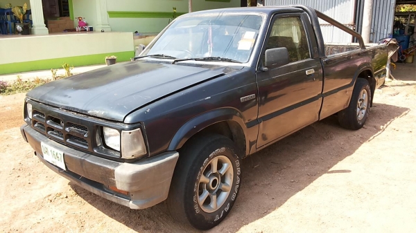 ***ขายแล้วครับขอบคุณ Truck2hand ขายกระบะตอนเดียว น่าใช้ MAZDA B2200 เครื่องมังกร2.5เทอโบ (ลงเล่ม) เครื่องดีมากๆ แน่น ประหยัด ช่วงล่างดีคัสซีสวยเดิมๆไม่ปะไม่ดาม กระบะดี ยกสูงนิดๆ ล้อแม็กยางพอใช้ สีสันดี บางดี หัวเก๋งดีภายในโอเค พ.ธรรมดา เก็บนิดหน่อยสวยเลย
