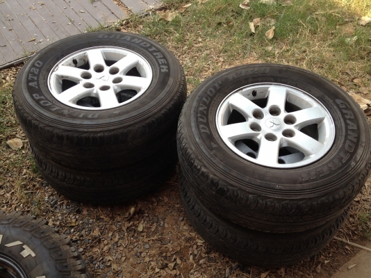 ล้อปาเจโร่ พร้อมยาง 245/70/16 ล้อปาเจโร่ พร้อมยาง 245/70/16