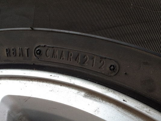 ล้อปาเจโร่ พร้อมยาง 245/70/16 ล้อปาเจโร่ พร้อมยาง 245/70/16