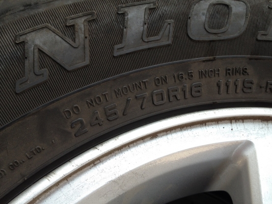 ล้อปาเจโร่ พร้อมยาง 245/70/16 ล้อปาเจโร่ พร้อมยาง 245/70/16