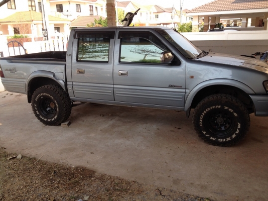 ยาง mud31 นิ้วขอบ15 ยาง mud31 นิ้วขอบ15