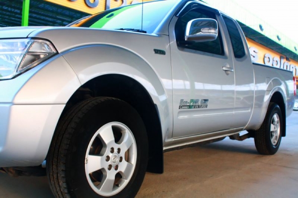 NISSAN BIG-M FRONTIER NAVARA KING CAB 2.5 SE MT ปี 2011