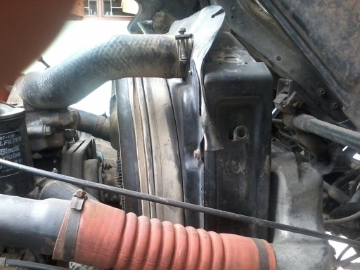 ขายเทเลอร์ HINOเจ้าอินทรี 2เพลา สภาพสวยพร้อมใช้ ราคาต่อรองได้ ติดต่อได้ที่คุณ อ๊อฟ พิจิตร 086-737-9991