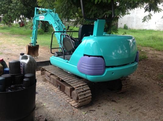 รถขุด KOMATSU PC30-7 รถสวยกิ๊ก รุ่นพิเศษ!!!  มีลายแย๊กซ์ ชอบราคาเท่าไรต่อรองได้ครับ