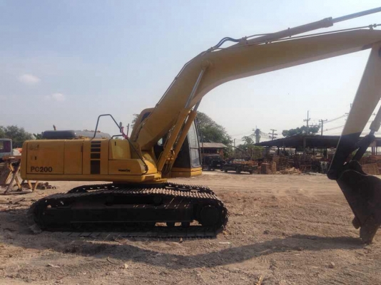 ขายรถแมคโครPC200-6 สภาพพร้อมใช้ สนใจติดต่อ บอย 085-156-2314 ขายรถแมคโครPC200-6 สภาพพร้อมใช้ สนใจติดต่อ บอย 085-156-2314