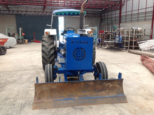 รถไถ FORD 6610S เอกสารอินวอยล์จดทะเบียนได้ รถสวยกิ๊ก ราคาต่อรองได้