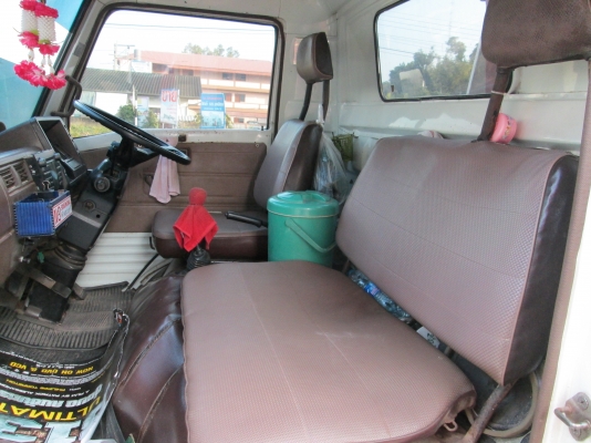 ขอบคุณพี่กิตติกรณ์ ที่ไว้วางใจวางมัดจำเรียบร้อยแล้วครับ ขาย 6 ล้อ hino km779 พร้อมเครน UNIC ปลอกหกเหลี่ยม 4 ปลอก 2.5 ตัน กระบะเหล็กยาว 5.5 เมตร