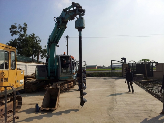 ขายหัวเจาะดิน ขนาดโต 40 ซม. x ยาว 3.00 ม. (ขายเฉพาะดอกเจาะครับ)