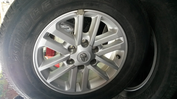 ขายล้อ พร้อมยาง ฟอร์จูนเนอร์ ขอบ17