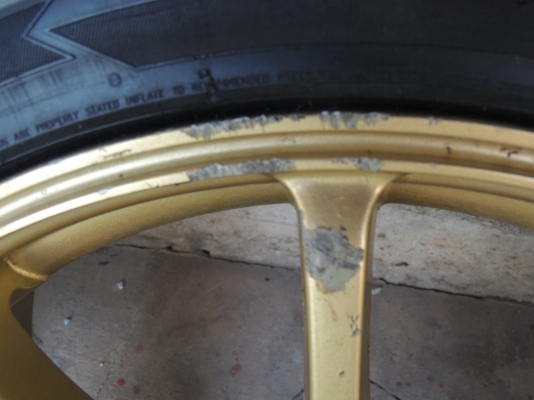 ขายล้อขอบ 18 ตามรูป