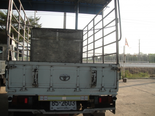 ISUZU NKR ปี 2548 เครื่อง 100 แรง สภาพดี รถสวย