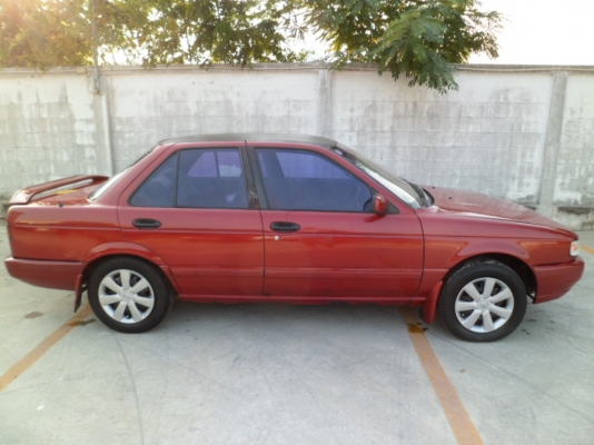 ขายถูกๆ นิสสัน เซนทรา ดีกว่าขี่มอเตอร์ไซค์อีกครับ