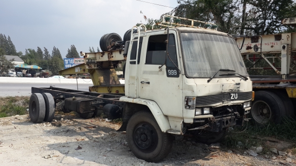 ขาย6ล้อใหญ่ช่วงยาว.....ยาง900.20....0815667535