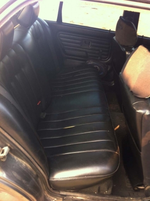 ขายBMW E30 4ประตู เครื่องเดิมM40 ติดแก็ส 59000 ขายBMW E30 4ประตู เครื่องเดิมM40 ติดแก็ส 59000