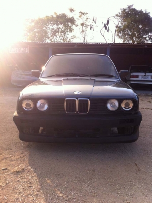 ขายBMW E30 4ประตู เครื่องเดิมM40 ติดแก็ส 59000 ขายBMW E30 4ประตู เครื่องเดิมM40 ติดแก็ส 59000