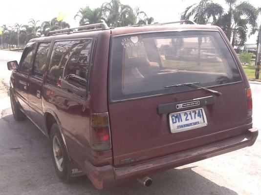 ISUZU สเตชั่นวาก้อน สวยงาม ราคาถูก ISUZU สเตชั่นวาก้อน สวยงาม ราคาถูก