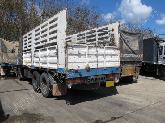 รถบรรทุก 10 ล้อ ยี่ห้อ ISUZU DECA รุ่น FVM 230 แรงม้า (มีทั้งหมด 20 คัน)