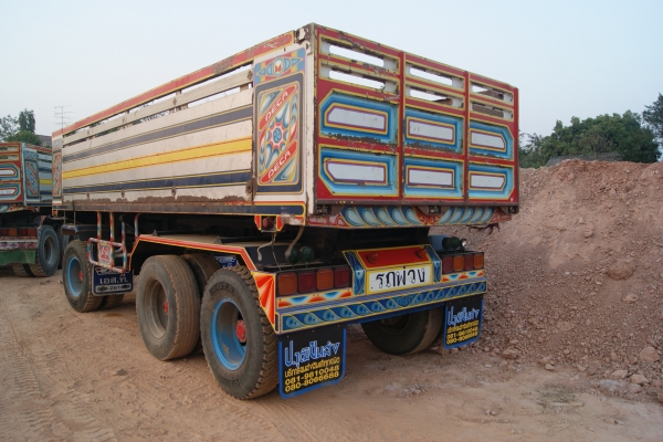 ขายลูกพ่วงสามเพลาแท้