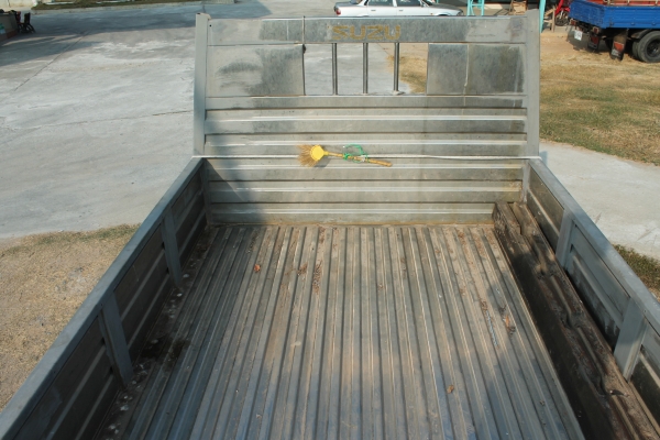 กระบะเลสNKR ไม่ไกลมากส่งได้ครับ กระบะเลสNKR ไม่ไกลมากส่งได้ครับ