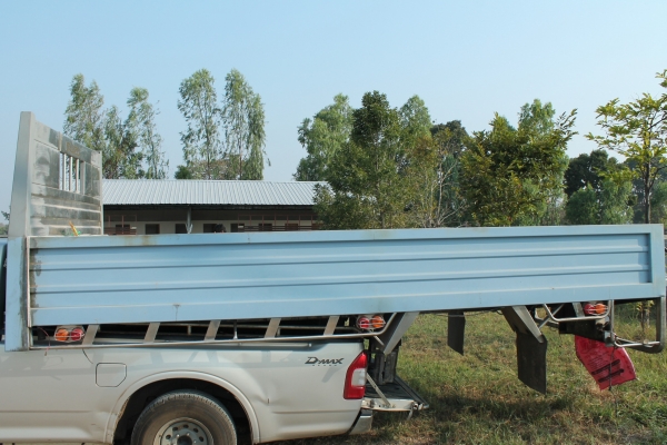 กระบะเลสNKR ไม่ไกลมากส่งได้ครับ กระบะเลสNKR ไม่ไกลมากส่งได้ครับ