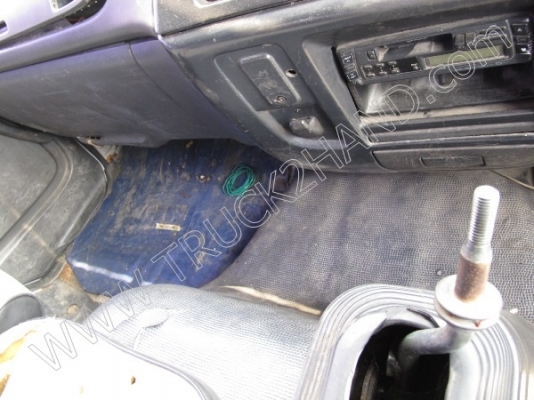 รถบรรทุก 10 ล้อ ยี่ห้อ ISUZU รุ่น FXZ 270 แรงม้า พร้อมหาง