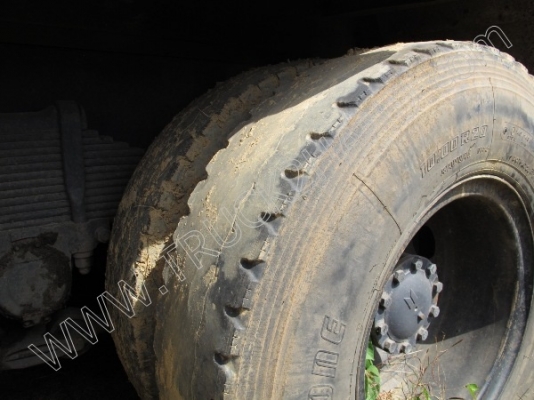 รถบรรทุก 10 ล้อ ยี่ห้อ ISUZU รุ่น FXZ 270 แรงม้า พร้อมหาง