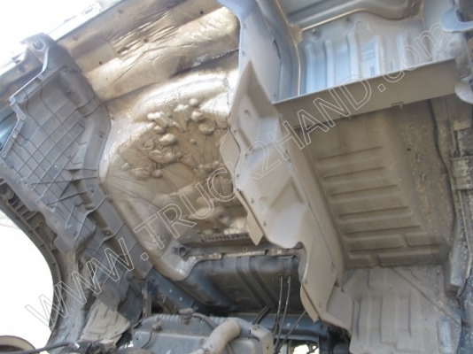 รถบรรทุก 10 ล้อ ยี่ห้อ HINO รุ่น FM8J 260 แรงม้า ติดแก๊ส NGV พร้อมหางสามมิตร (มีทั้งหมด 6 คัน)