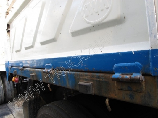 รถบรรทุก 10 ล้อ ยี่ห้อ HINO รุ่น FM8J 260 แรงม้า ติดแก๊ส NGV พร้อมหางสามมิตร (มีทั้งหมด 6 คัน)