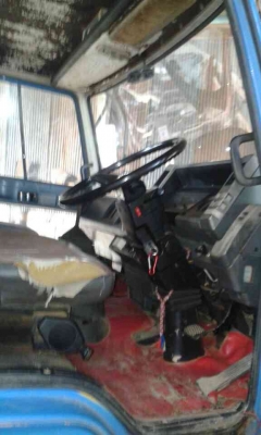 ขายรถแบคโฮ KOMATSU PC60-2 พร้อมกับรถ 6 ล้อเทเลอร์ ISUZU FTR165 แรงม้า 2 รวมราคา 850000