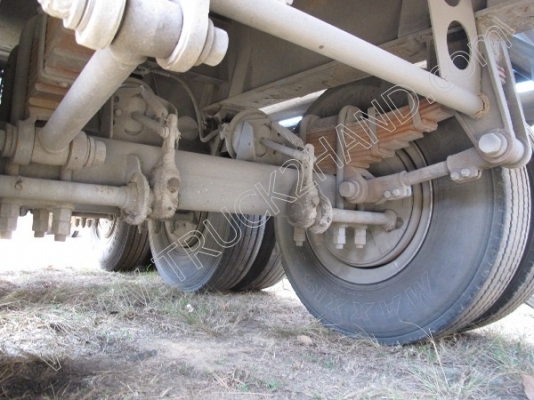 รถบรรทุก 10 ล้อ ยี่ห้อ HINO รุ่น FM8J 260 แรงม้า ติดแก๊ส NGV พร้อมหางพื้นเรียบสามมิตร (มีทั้งหมด 12 คัน)