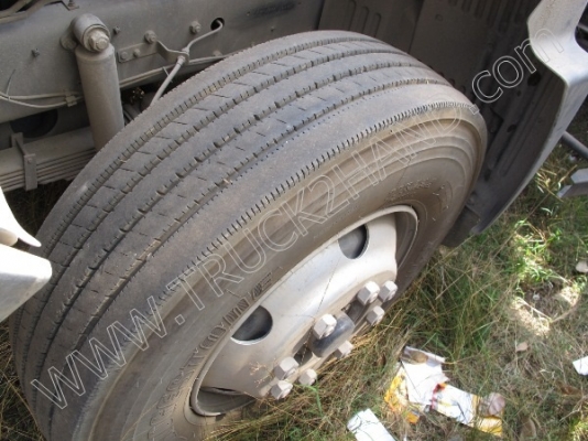 รถบรรทุก 10 ล้อ ยี่ห้อ HINO รุ่น FM8J 260 แรงม้า ติดแก๊ส NGV พร้อมหางพื้นเรียบสามมิตร (มีทั้งหมด 12 คัน)