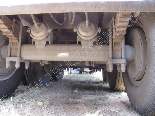 รถบรรทุก 10 ล้อ ยี่ห้อ HINO รุ่น FM8J 260 แรงม้า ติดแก๊ส NGV พร้อมหางพื้นเรียบสามมิตร (มีทั้งหมด 12 คัน)