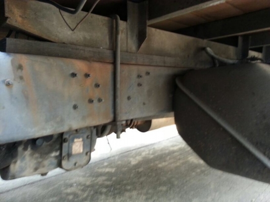 รถฮีโน่ 6 ล้อ ตู้แห้ง  FC4J  145 แรงม้า. ปี 45  ( มีขาย 2 คัน. )  สนใจติดต่อ  081 - 6079515