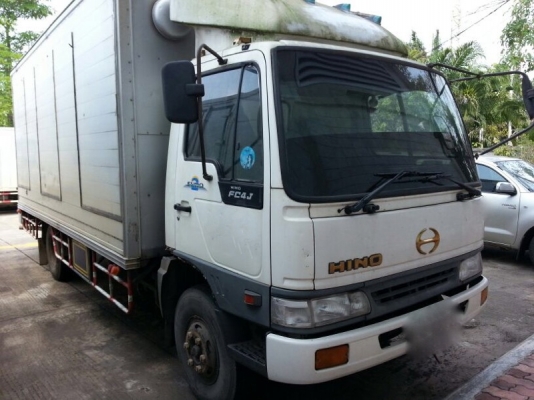 รถฮีโน่ 6 ล้อ ตู้แห้ง  FC4J  145 แรงม้า. ปี 45  ( มีขาย 2 คัน. )  สนใจติดต่อ  081 - 6079515