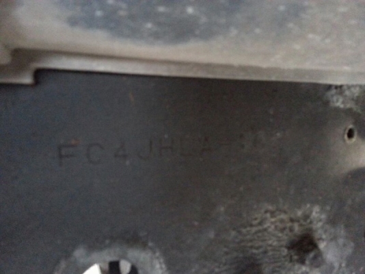 รถฮีโน่ 6 ล้อ ตู้แห้ง  FC4J  145 แรงม้า. ปี 45  ( มีขาย 2 คัน. )  สนใจติดต่อ  081 - 6079515