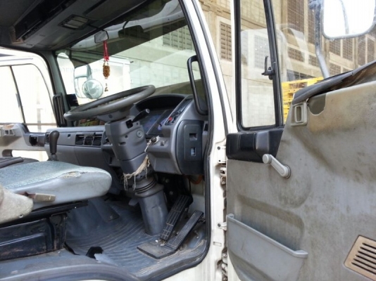 รถฮีโน่ 6 ล้อ ตู้แห้ง  FC4J  145 แรงม้า. ปี 45  ( มีขาย 2 คัน. )  สนใจติดต่อ  081 - 6079515