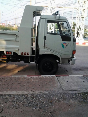 รถหกล้อดั๊ม 117 ราคา 600,000 บาท รถหกล้อดั๊ม 117 ราคา 600,000 บาท