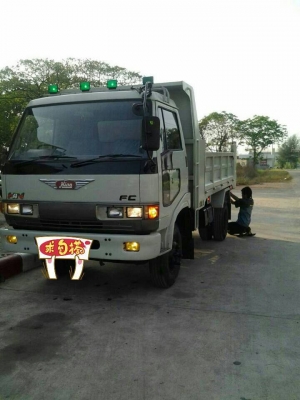 รถหกล้อดั๊ม 117 ราคา 600,000 บาท