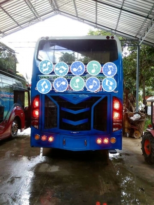 ขายรถมินิบัส Hino แต่งภายใน VIP 26 ที่นั่ง พร้อมใช้งาน