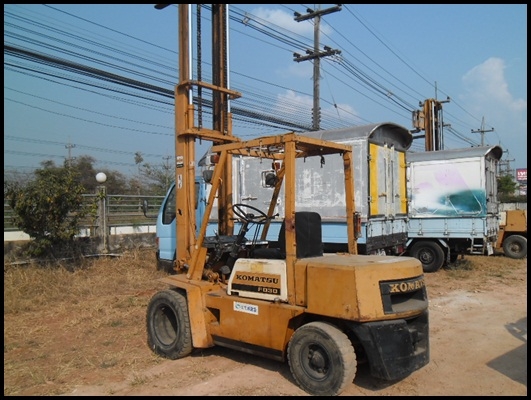 รถยกฟอร์คลิฟต์  3 ตัน เก่านอก