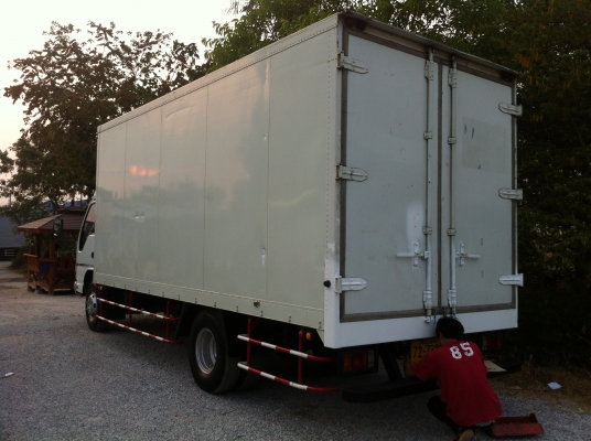 ขาย NQR 150 แรง ปี 51 ตู้แห้ง ยาว 5.5 เมตร ขาย NQR 150 แรง ปี 51 ตู้แห้ง ยาว 5.5 เมตร