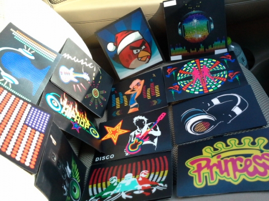 .ไฟแดนซ์กระพริบขึ้นลงตามเสียงเพลง มีหลายขนาดหลายราคาและหลากหลายแบบ ติดรถยนต์ มอไซค์ เสื้อผ้า ฝาห้อง และ ใช้งานอื่นๆตามที่ต้องการคร้าบ ติดตั้งง่ายสีสันสวยงามคร้าบ สนใจสอบถามได้คร้าบ0817915677ราคาเริ่มต้นที่280-