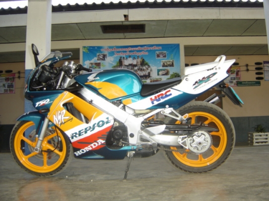 NSR PROARM NS150SP กทม  อยู่ที่ พระราม 3 แถวเซ็นทรัลพระราม 3 สนใจติดต่อ คุณ เจ๋ง โทร 0808051985 ราคา 35000  บาท