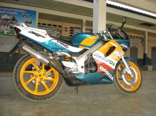 NSR PROARM NS150SP กทม  อยู่ที่ พระราม 3 แถวเซ็นทรัลพระราม 3 สนใจติดต่อ คุณ เจ๋ง โทร 0808051985 ราคา 35000  บาท