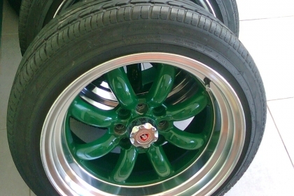 กล้วย 16X8 หลัง9.5 4/100-114 ล้นๆลึกๆซะใจครับล้อไม่ได้ใช้งานยางดีใหม่ๆพร้อมใช้หล่อเลย