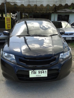ฝากขาย รถเก๋งHONDA City เครื่อง1.5S เกียร์AUTO สีดำ ปี2009 กระจกไฟฟ้า ,CD,แอร์,ล้อแม็คขอบ17"สีทอง,สภาพสวยหน้าใช้มาก เอกสารเล่มทะเบียนพร้อมโอน ราคาซื้อสด380,000บาทหรือ ดาวน์30,000 ผ่อน72งวด/ละ6,800บาท สนใจติดต่อ:082-3223112}094-5324914(คุณนิเทพ)หรือ08