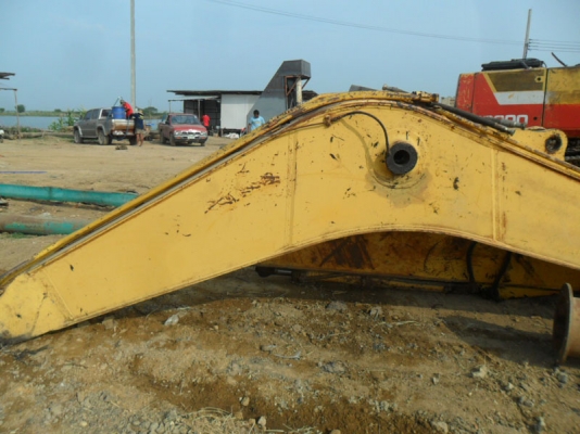 Komatsu PC200-5 คอนโทรลสั้น ตูดแดง รถห้าง บูมธรรมดา เอกสารพร้อม Komatsu PC200-5 คอนโทรลสั้น ตูดแดง รถห้าง บูมธรรมดา เอกสารพร้อม