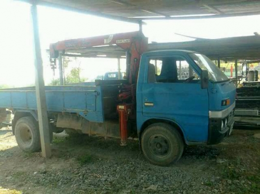 ขายด่วนรถ6ล้อTLเครือง85แรงติดเครน2ตันUNI